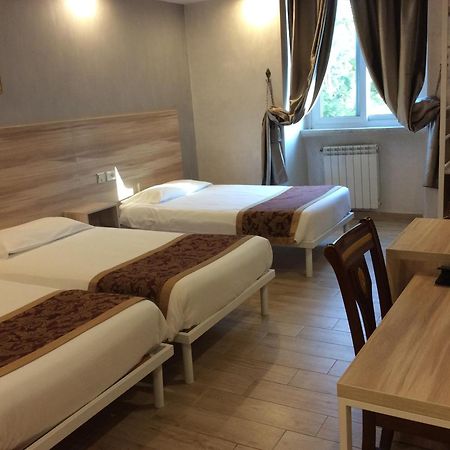 Rome Love Hotel Εξωτερικό φωτογραφία